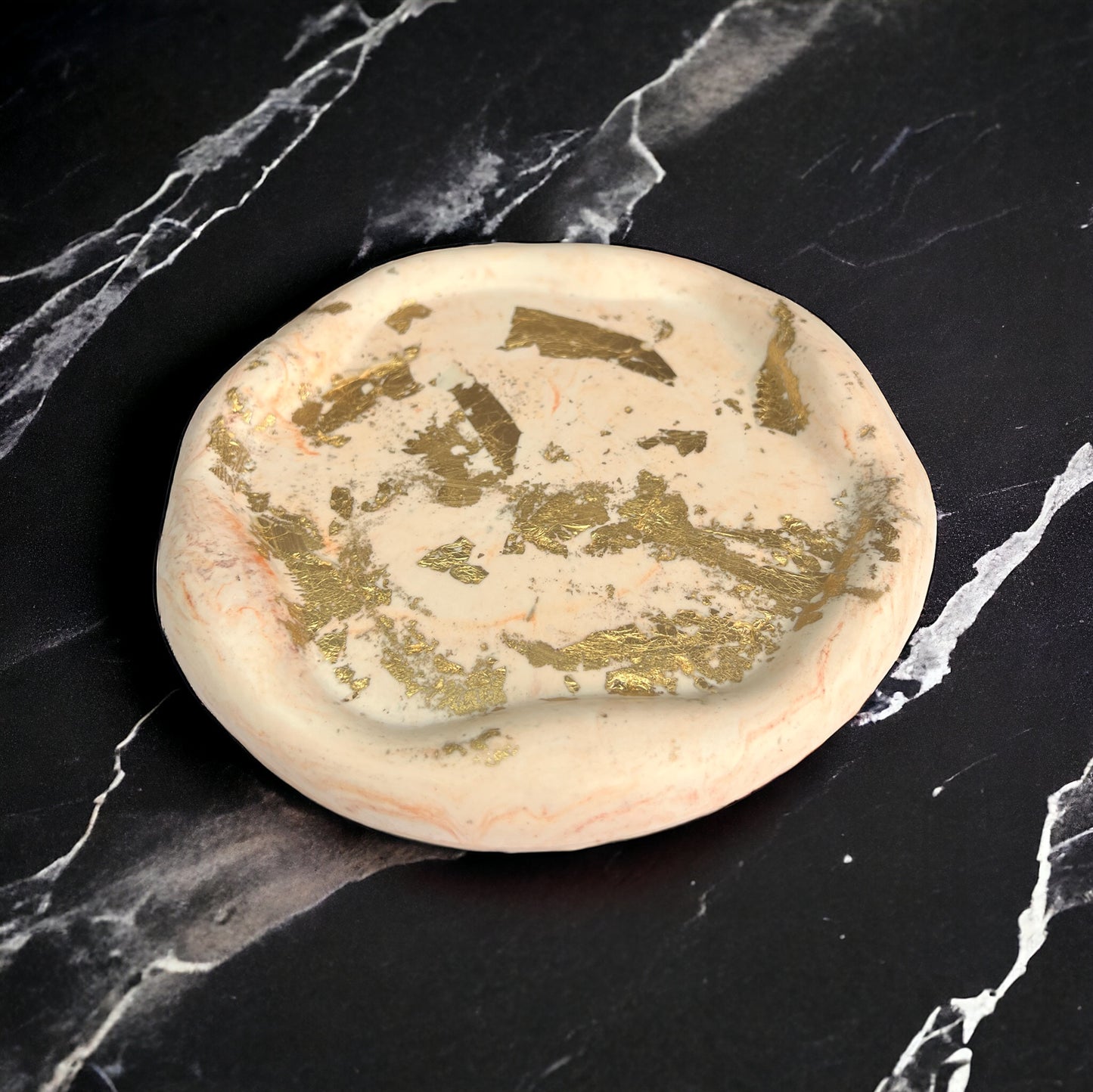 Handmade Golden Marble Round Cloud Jesmonite Decorative Trinket Tray | Candle Tray - Nakyazze