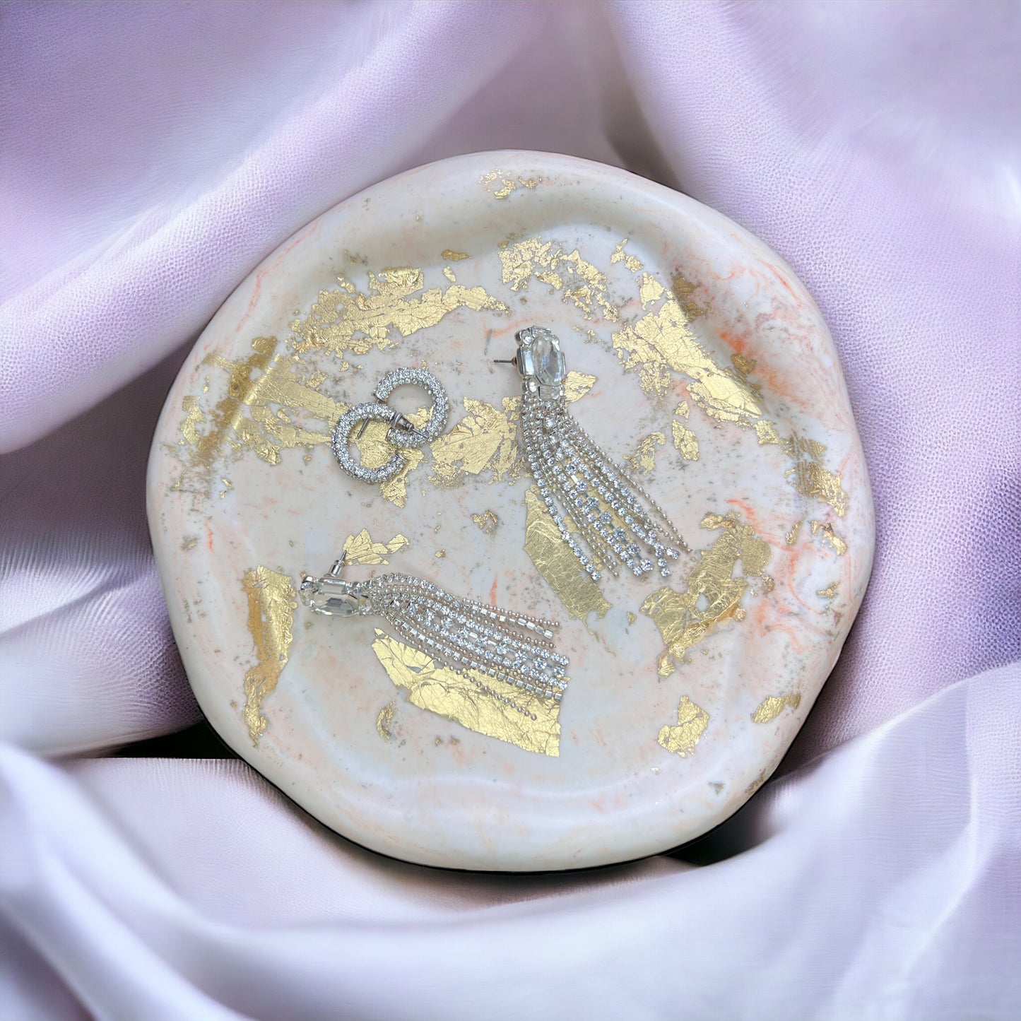 Handmade Golden Marble Round Cloud Jesmonite Decorative Trinket Tray | Candle Tray - Nakyazze