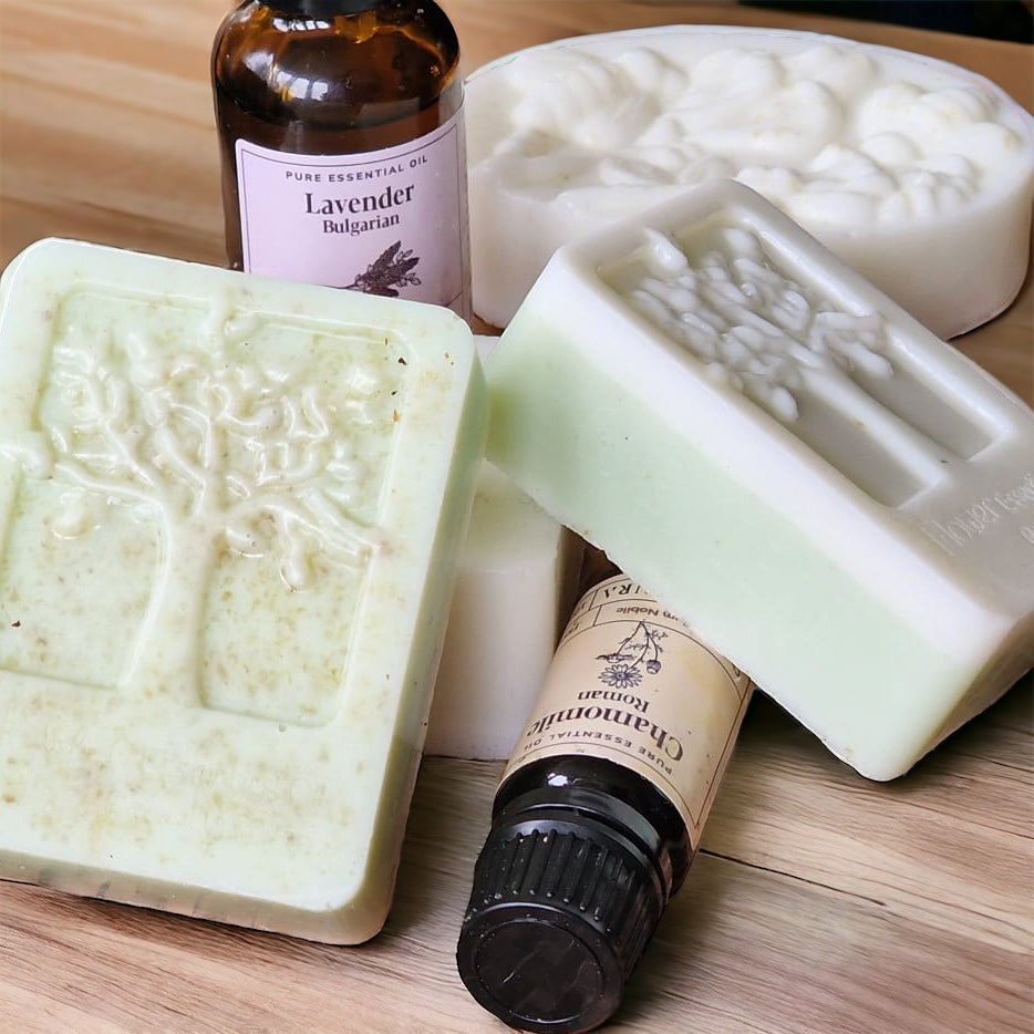 Oatmeal & Shea Exfoliating Soap Bar - Nakyazze